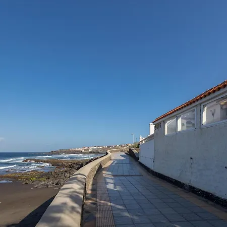 Ferienhaus Sea Views Private Terrace 2br House Near The *