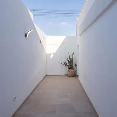 Sea Views Private Terrace 2br House Near The