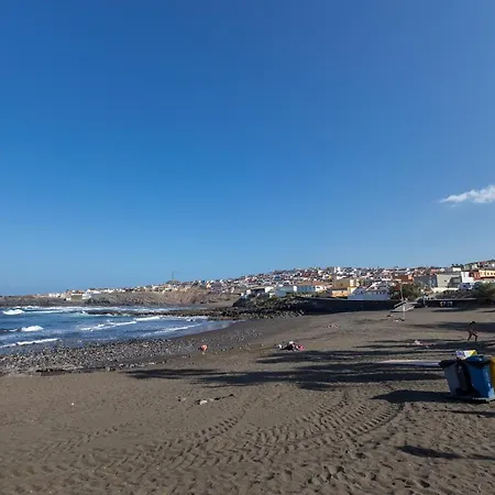 Sea Views Private Terrace 2br House Near The Feriehus *
