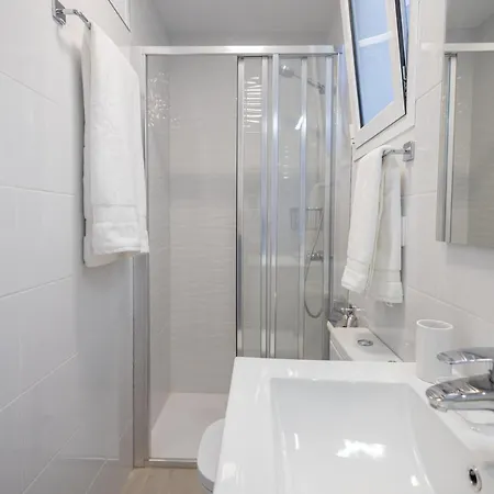 Semesterbostad Sea Views Private Terrace 2br House Near The *