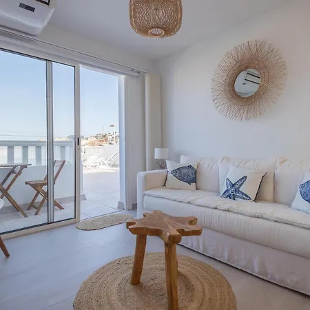 Sea Views Private Terrace 2br House Near The Semesterbostad